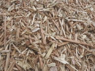 broyat-de-palettes-usagees-pour-lenergie-photo-frederic-douard-www.bioenergie-promotion.fr
