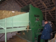 broyeur-de-balles-de-paille-pour-alimentation-de-chaudieres-automatiques-photo-reka-www.bioenergie-promotion.fr