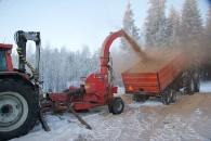 dechiquetage-en-finlande-photo-autokanta-www.bioenergie-promotion.fr