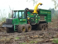 la-dechiqueteuse-de-boisynergie-photo-lamine-badji-www.bioenergie-promotion.fr