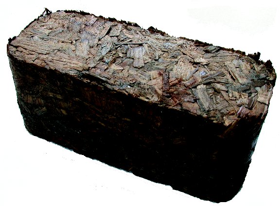 Briquettes de bois parallélépipèdiques – MAGAZINE ET PORTAIL FRANCOPHONE  DES BIOÉNERGIES