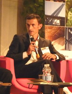 Sébastien Elissade, Airbus Industrie, présentant son projet de chaufferie de 12 MW, photo Frédéric Douard