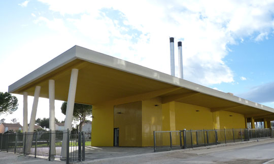 Un réseau de chaleur alimenté par le bois et le solaire à Juvignac, Hérault