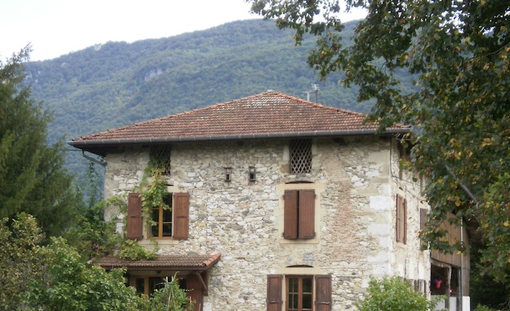 Une chaudière à bois de 55 kW pour chauffer une maison et sécher une production de noix