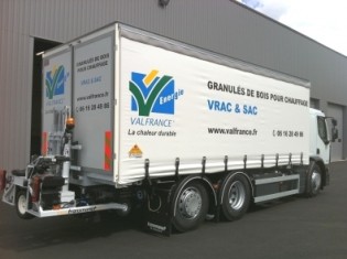 Granulés de bois ou de paille : unités de production mobiles sur camion