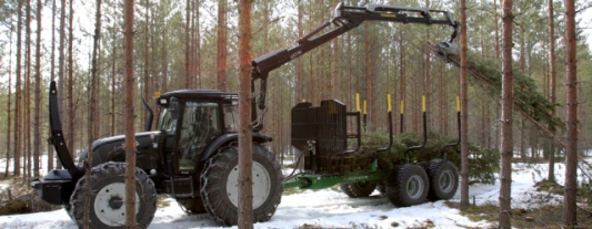 Débardage de bois-énergie, photo Valtra