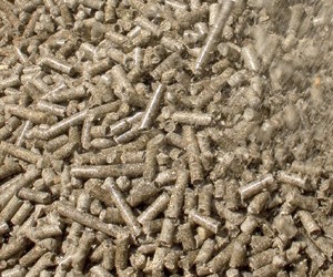 Les granulés de produits agricoles réalisés par la Coopédom durant le projet GreenPellets, photo Aile