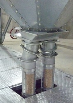 Trémie d'alimentation des granulés, photo Poly-Énergie