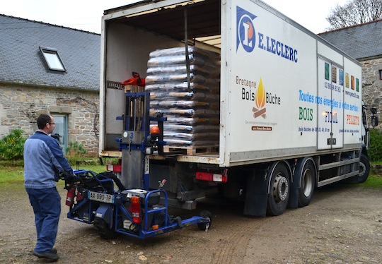 E. Leclerc Combustibles alimente toute la Bretagne en bois-énergie