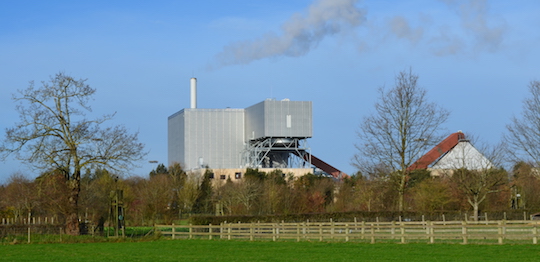 Regard technique sur la centrale de cogénération bois de Rennes