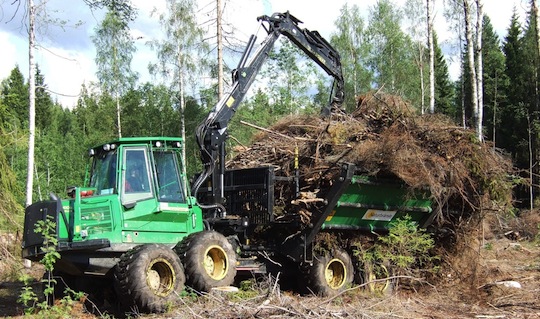 Débardage de rémanents en Scandinavie