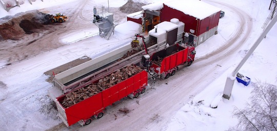 Poste de broyage des biocombustibles à la papéterie UPM de Kaipola en Finlande, photo UPM 