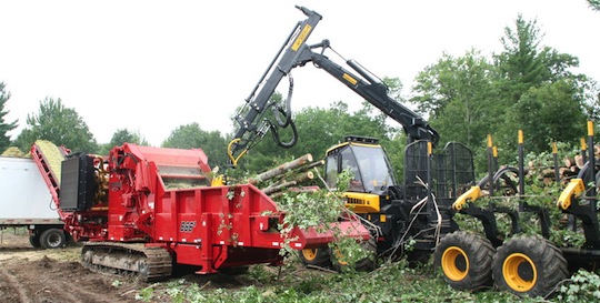 Chantier de déchiquetage dans le Wisconsin, photo Ponsse