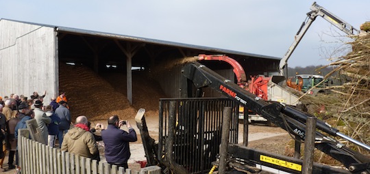 Démonstration de déchiquetage le 20 mars 2015 au Faouët, photo Abibois