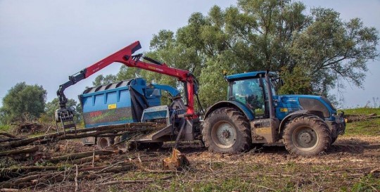 Ensemble de déchiquetage Greentec avec conteneur, photo Vincent Schoutsen