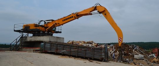 Pelle d'alimentation en bois de classe B, photo Frédéric Douard