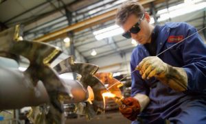 Le savoir-faire MORILLON se reconnait aussi sur la conception de la vis. Chaque vis est unique. Elle est étudiée et conçue par les services d’ingénierie de Morillon.