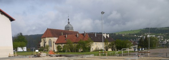 Le village de Montlebon à 800 m d'altitude, photo Containergie