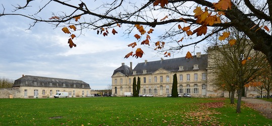 Deux des bâtiments de l'abbaye d'Ourscamp, photo Frédéric Douard