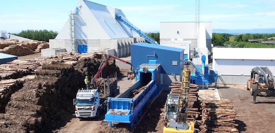 Ligne de broyage Saalasti chez UPM Caledonia à North Ayrshire en Ecosse, photo Saalasti