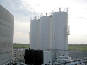 Colonnes de désulfuration chez Tereos Artenay, photo Waterleau