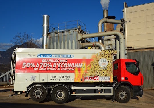 Le camion souffleur Transmanut d'Alpin Pellet, photo Frédéric Douard