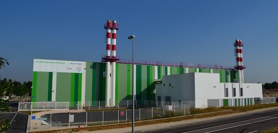 La chaufferie bois des Péjoces à Dijon avec ses 4 cheminées Beirens, photo Frédéric Douard