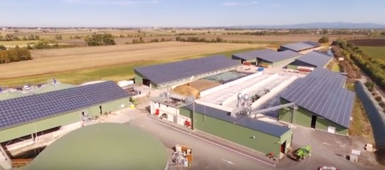 Le site produit également plus de 2MW d'électrcité photovoltaïque, photo Langa