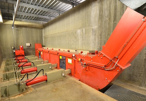 Système d'extraction hydraulique et de convoyage du combustible Weiss, photo Frédéric Douard