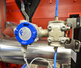 Transmetteur de pression électronique Fuji pour la régulation de l'apport en air de combustion, photo Frédéric Douard