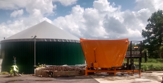 Unité de méthanisation Biogaz du Pays de Nouzilly avec incorporateur Ergenium, photo Naskéo