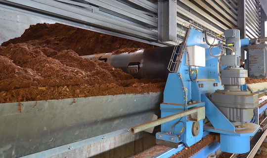 Vis tubée fournie par Sera pour l'extraction du combustible dans le silo, photo Frédéric Douard