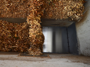 A l'image du convoyeur de bois en sortie de silo, l'ensemble des convoyeurs Agroforst sont hydrauliques, photo Frédéric Douard
