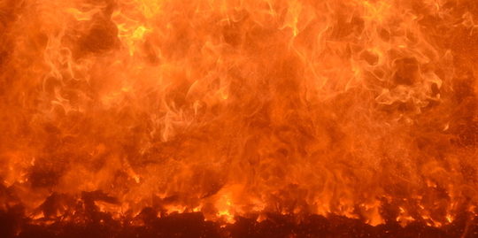 Une combustion parfaitement maïtrisée dans le foyer Urbas, photo Frédéric Douard