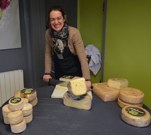 La fromagerie de Vanessa Ropert a ramené le sourire dans l'exploitation familiale, photo Frédéric Douard