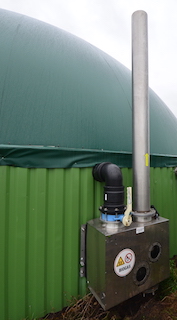 Régulateur de pression BIOGASKONTOR pour le ciel gazeux du digesteur, photo Frédéric Douard