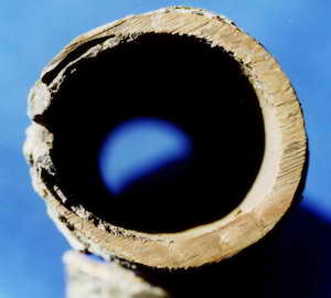 Tube de fumée corrodé, photo AT Drivex 