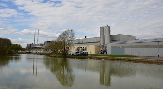 Test de pression réussi pour la chaudière biomasse BERTSCHenergy de Saica Paper France