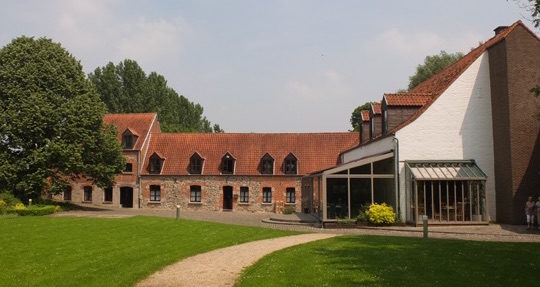 Le Moulin de la Hunelle se chauffe au bois