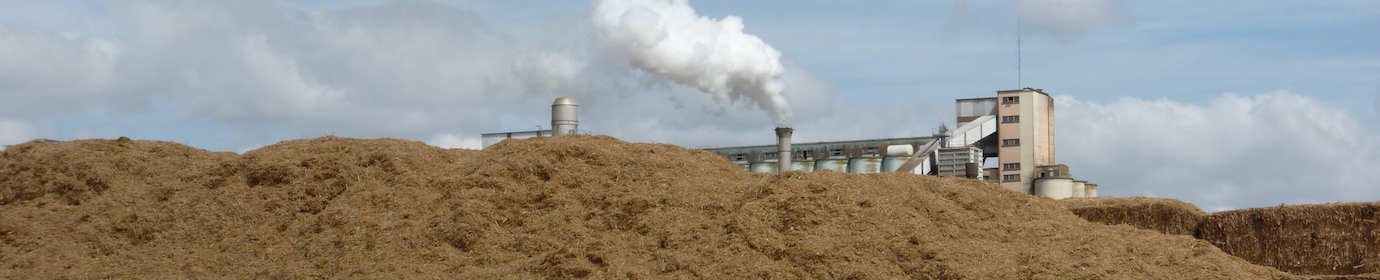 Menue paille et usine de granulation, photo Frédéric Douard