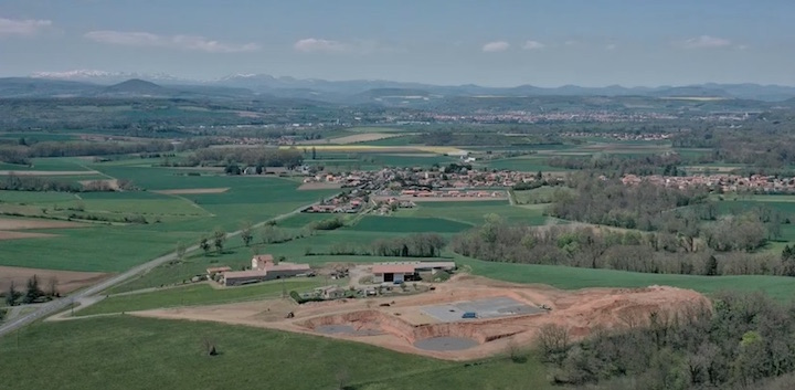 La construction de l’unité de méthanisation Deloche Biogaz en images aériennes