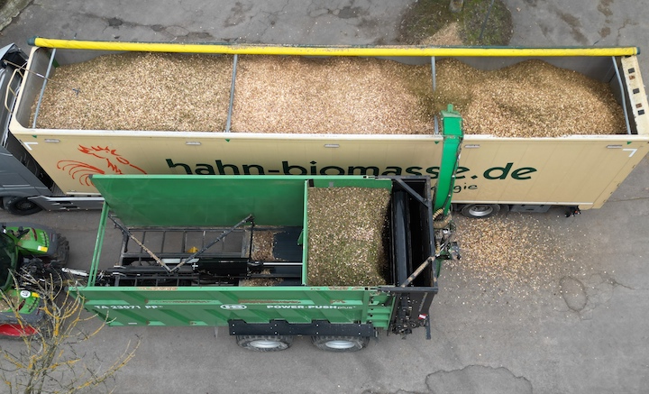 Le transbordeur de plaquettes Albach, une nouvelle solution logistique pour la filière bois-énergie