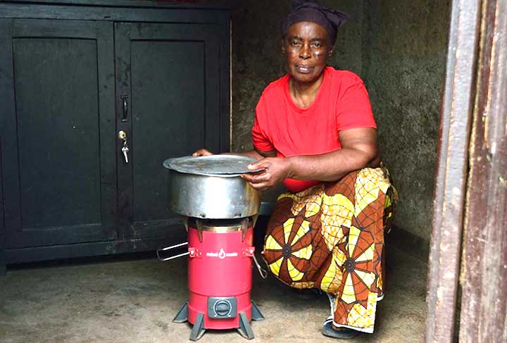 Les solutions de cuisson modernes de la biomasse gagnent du terrain en Afrique subsaharienne